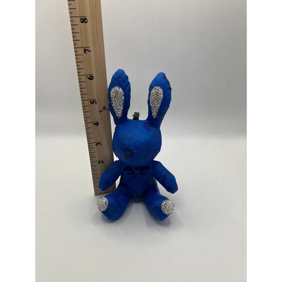 Luxury Bunny Rhinestone Designer Decor MUST HAVE!! - Picture 2 of 3
